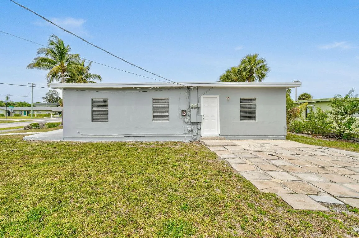 Property photo 40
