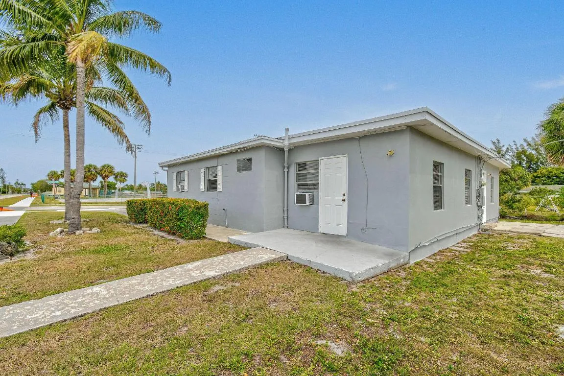 Property photo 42