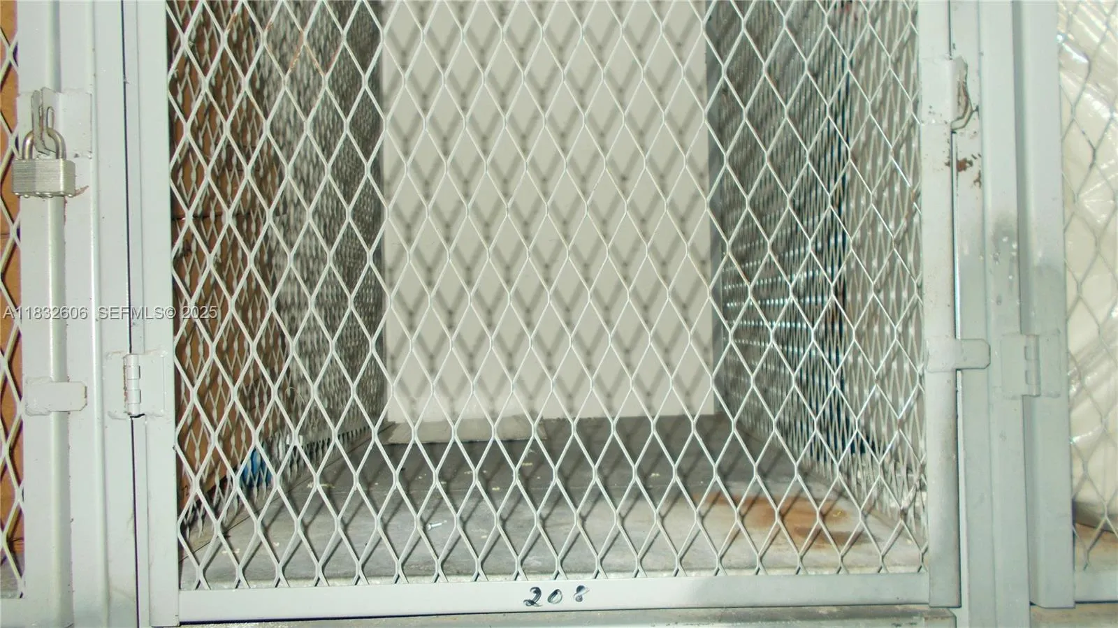 Photo 20