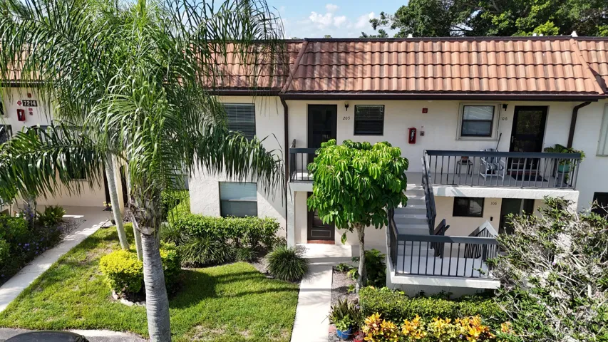 Front_view_2_7214_Golf_Colony_Court_204