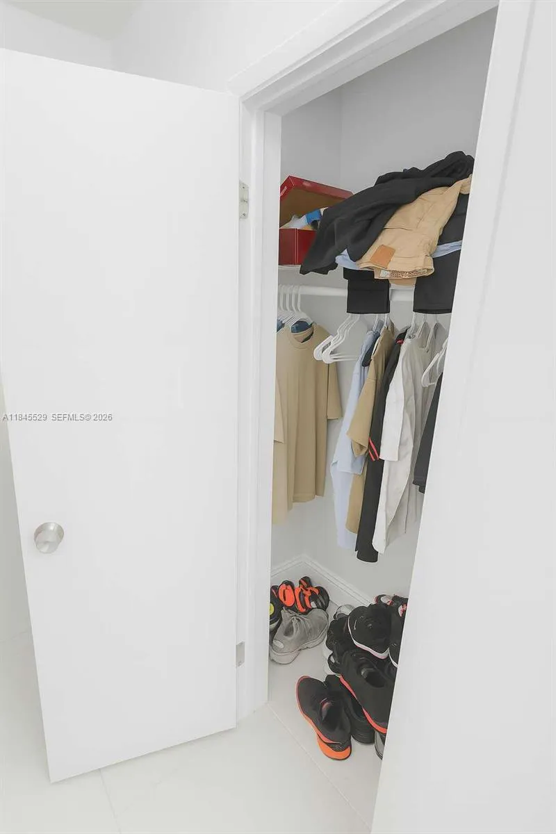 Boutique Closet spaces