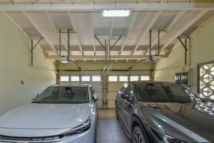 2 car garage