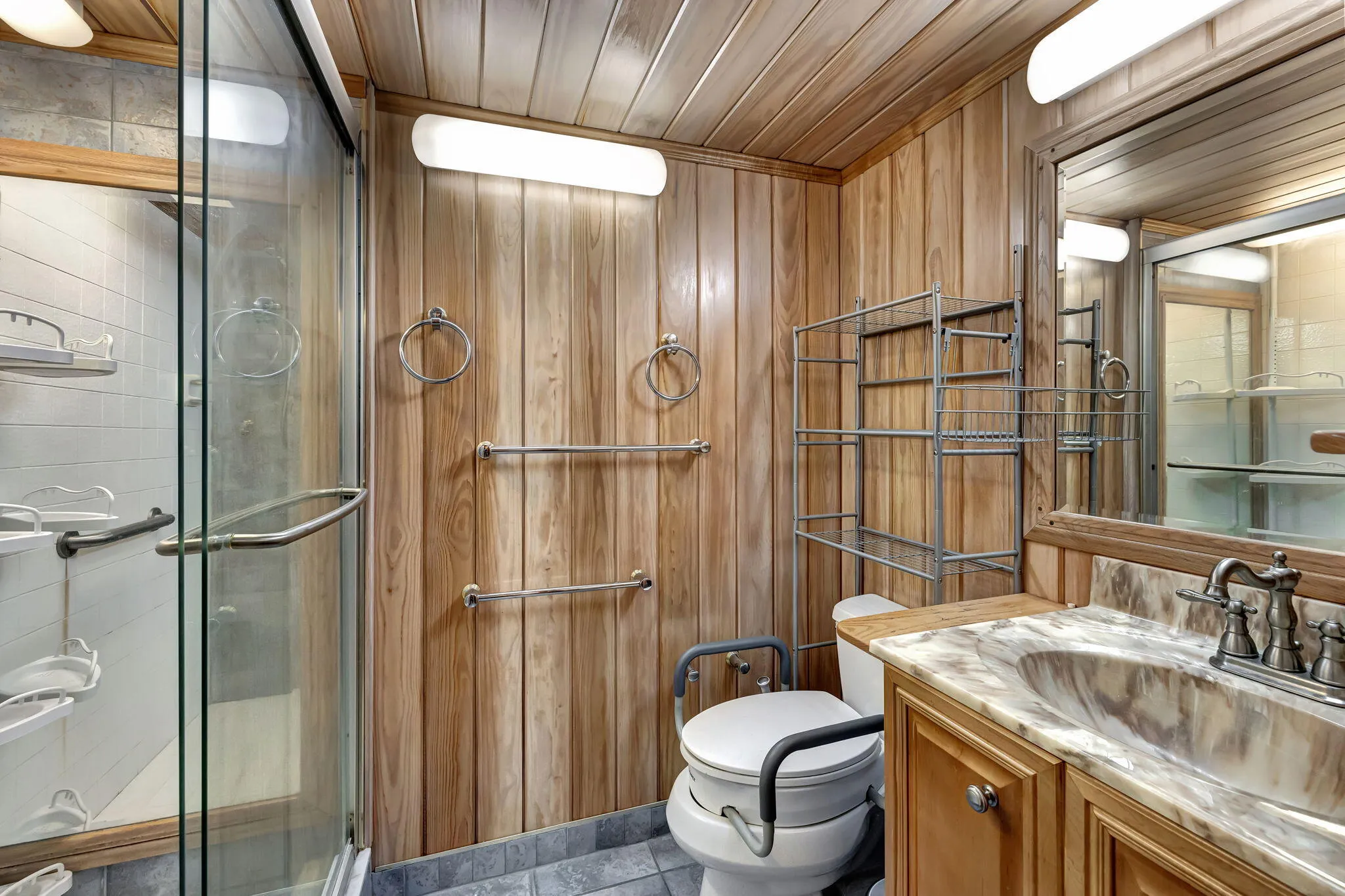 2ND BATHROOM
