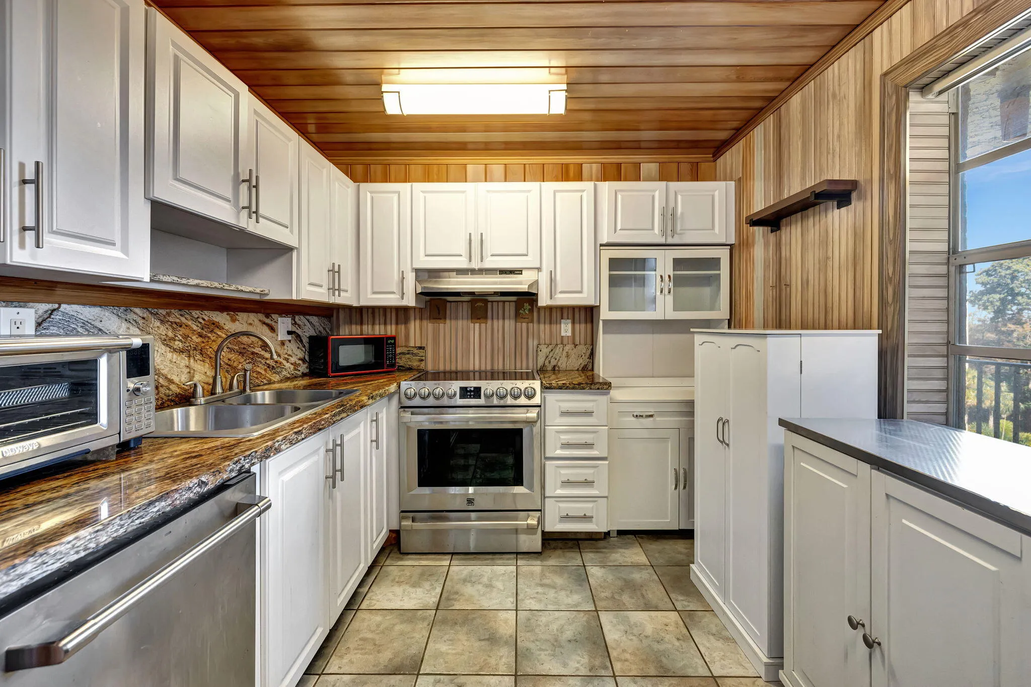 KITCHEN VIEW WITH WINDOE