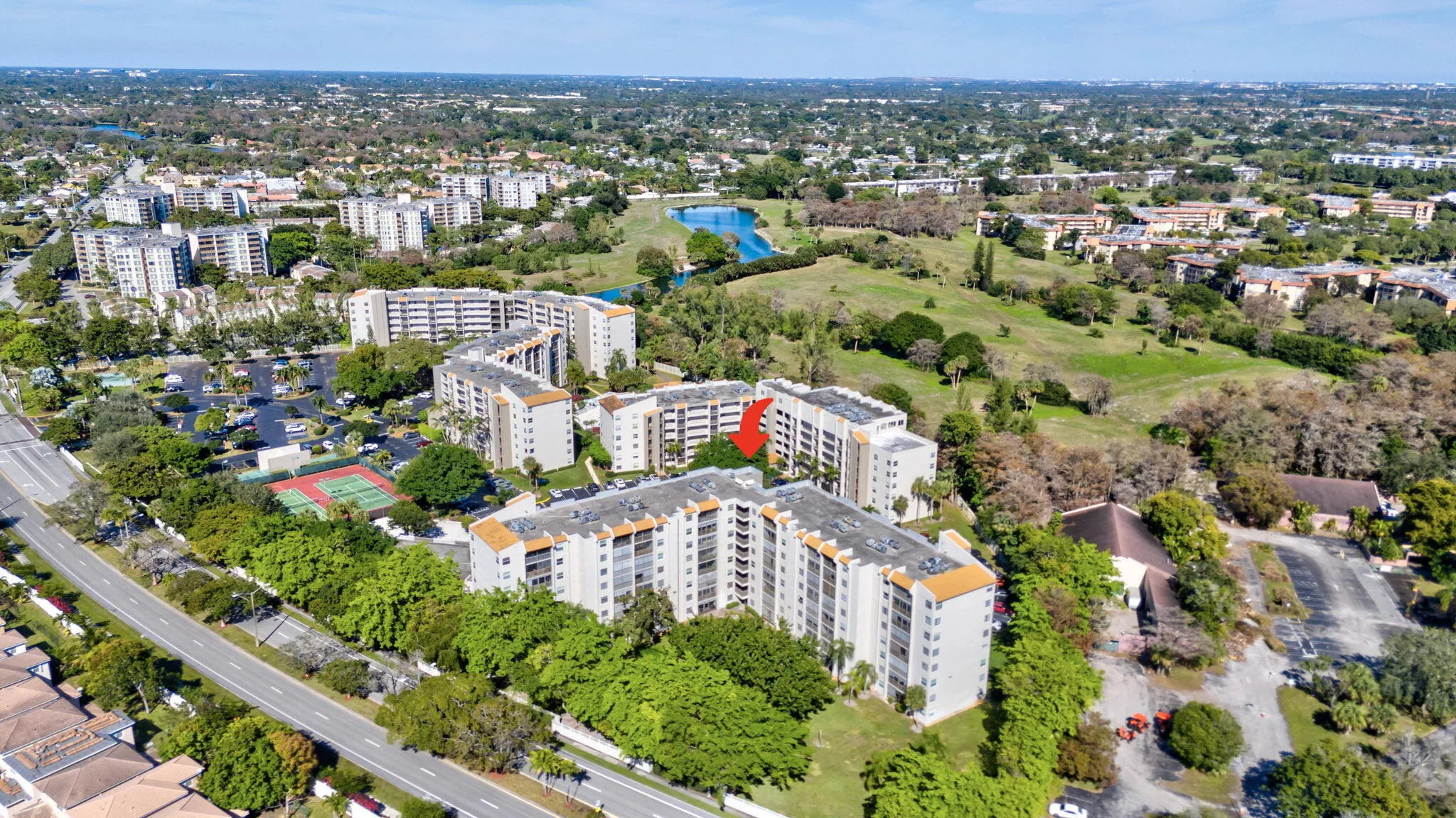 AERIAL VIEW OF BUILDING AND LOCATION OF UNIT