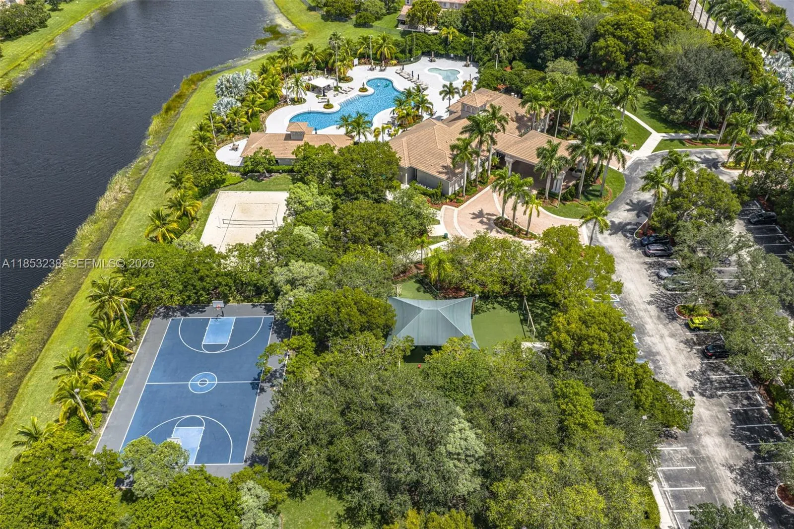 Fabulous Community Pool & Amenities