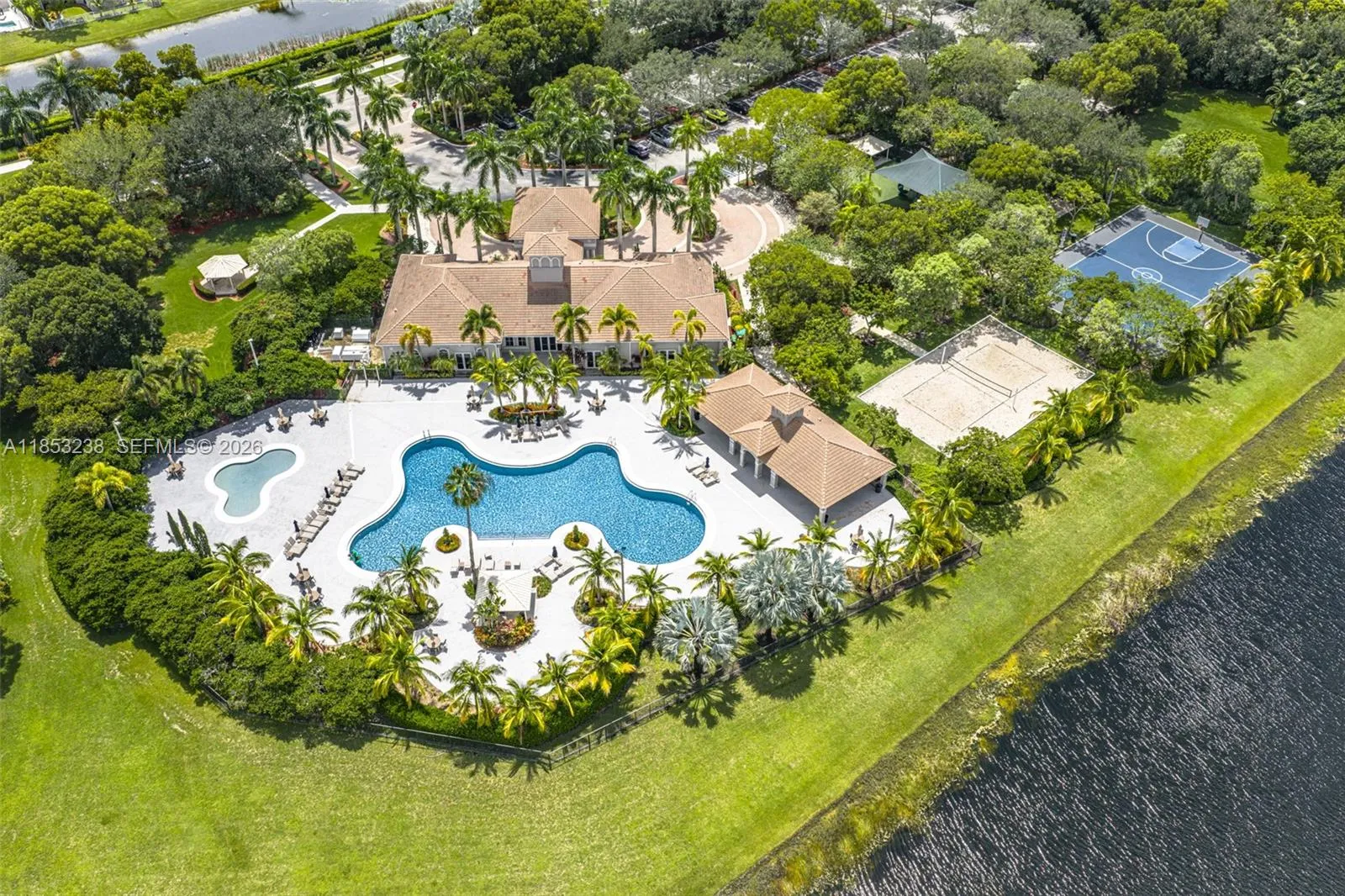 Fabulous Community Pool & Amenities