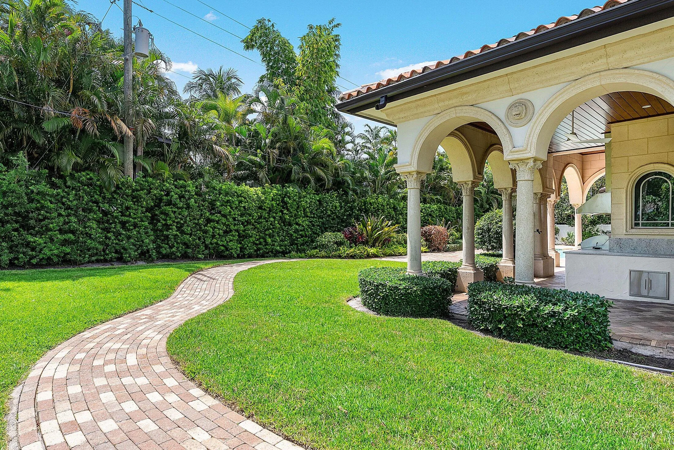 068-2002Northwest4thAvenue-DelrayBeach-F
