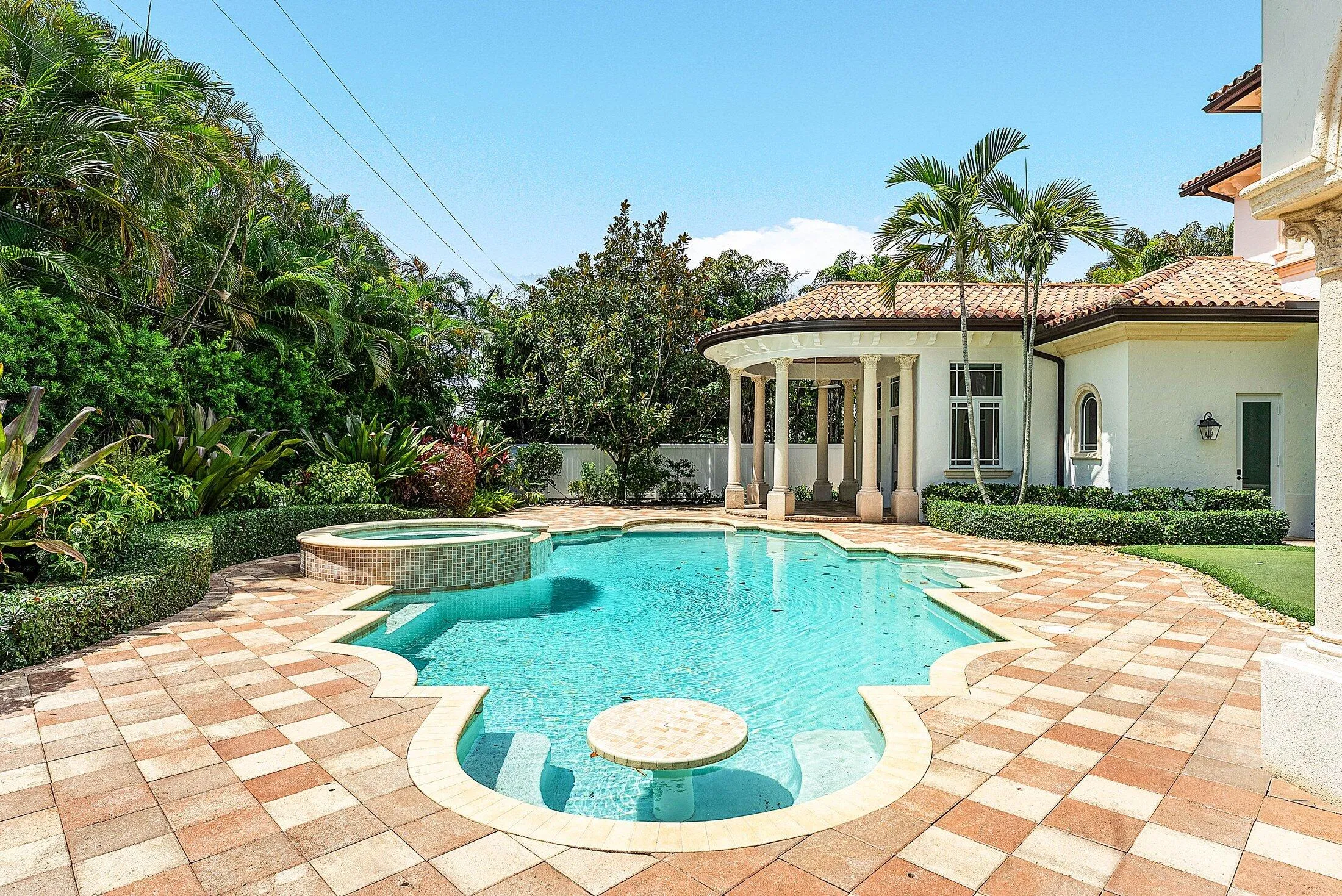 074-2002Northwest4thAvenue-DelrayBeach-F