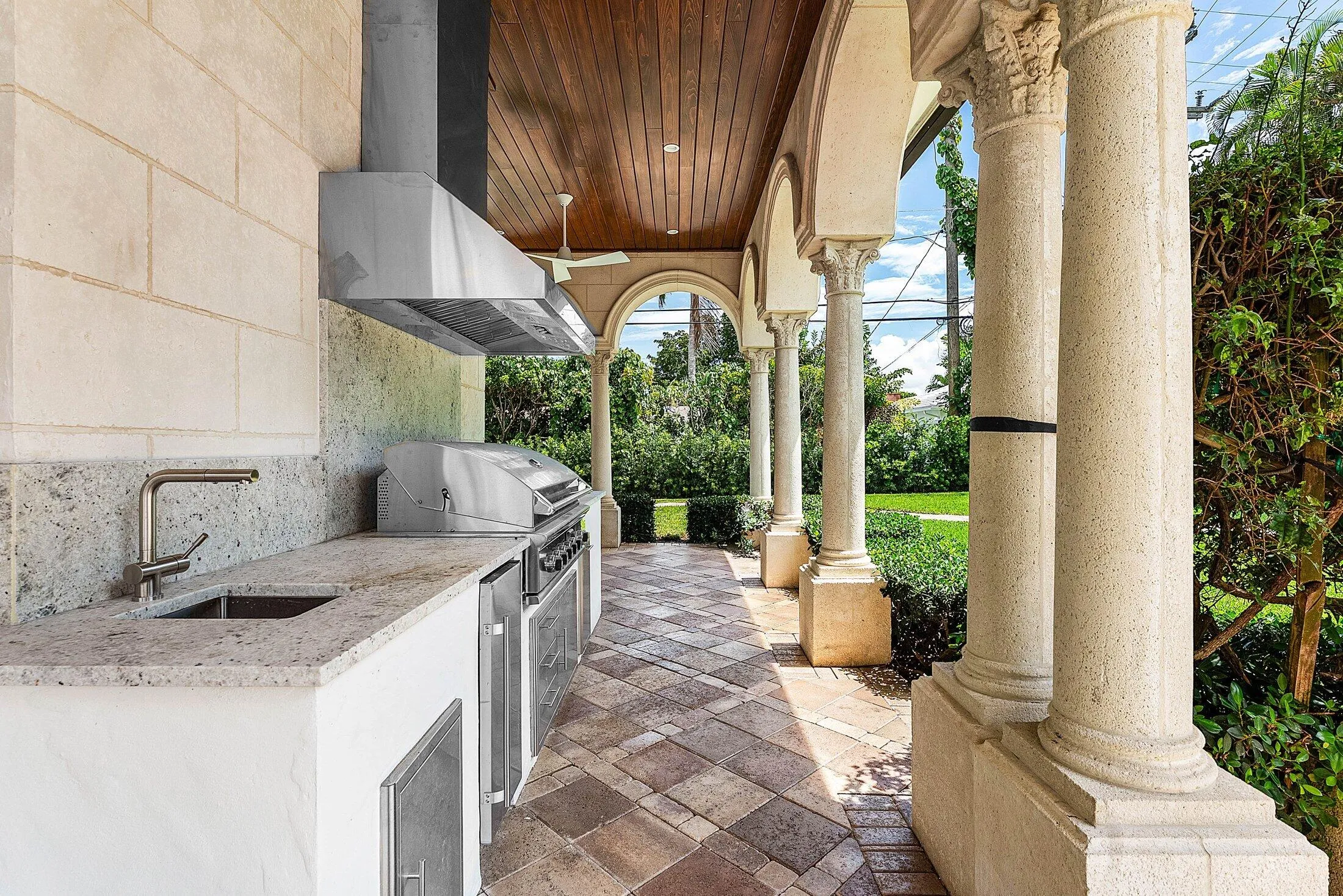 071-2002Northwest4thAvenue-DelrayBeach-F