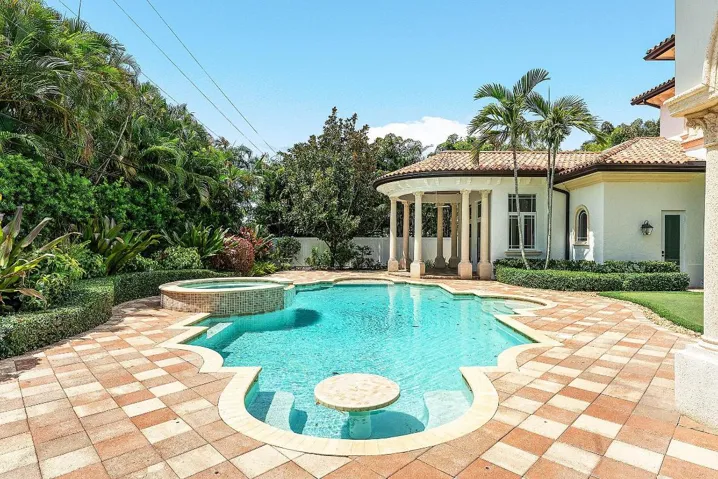074-2002Northwest4thAvenue-DelrayBeach-F