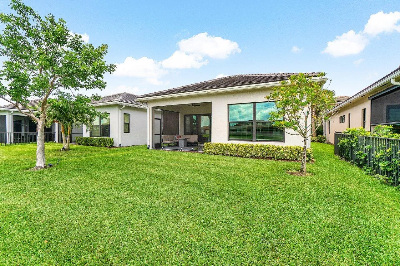 038-16070KeyBiscayneLane-Westlake-FL-334