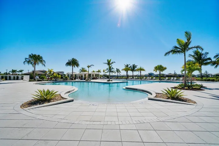 055-16070KeyBiscayneLane-Westlake-FL-334