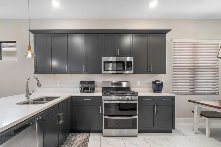 006-16070KeyBiscayneLane-Westlake-FL-334