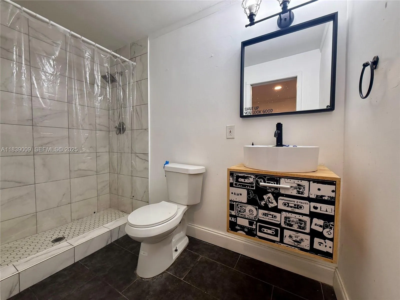 Bathroom studio 2
