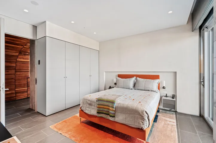 mls_BEDROOM_2_LOOKING_IN_DT