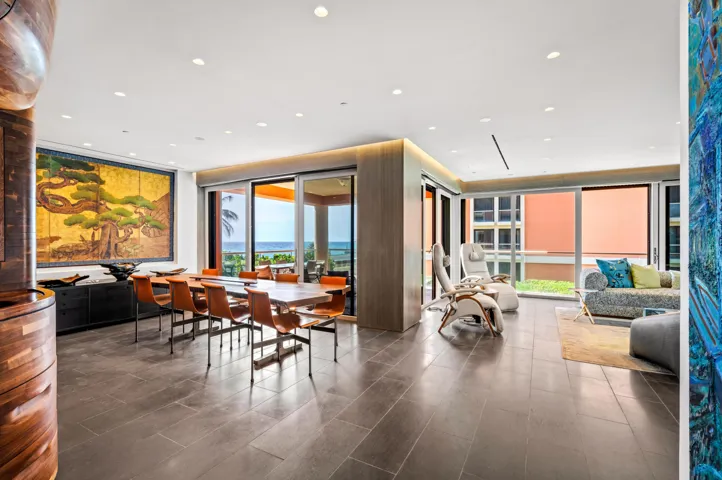 mls_DINING_WIDE_DT