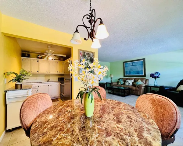 Bright & Cheerful in 55+ Century Village