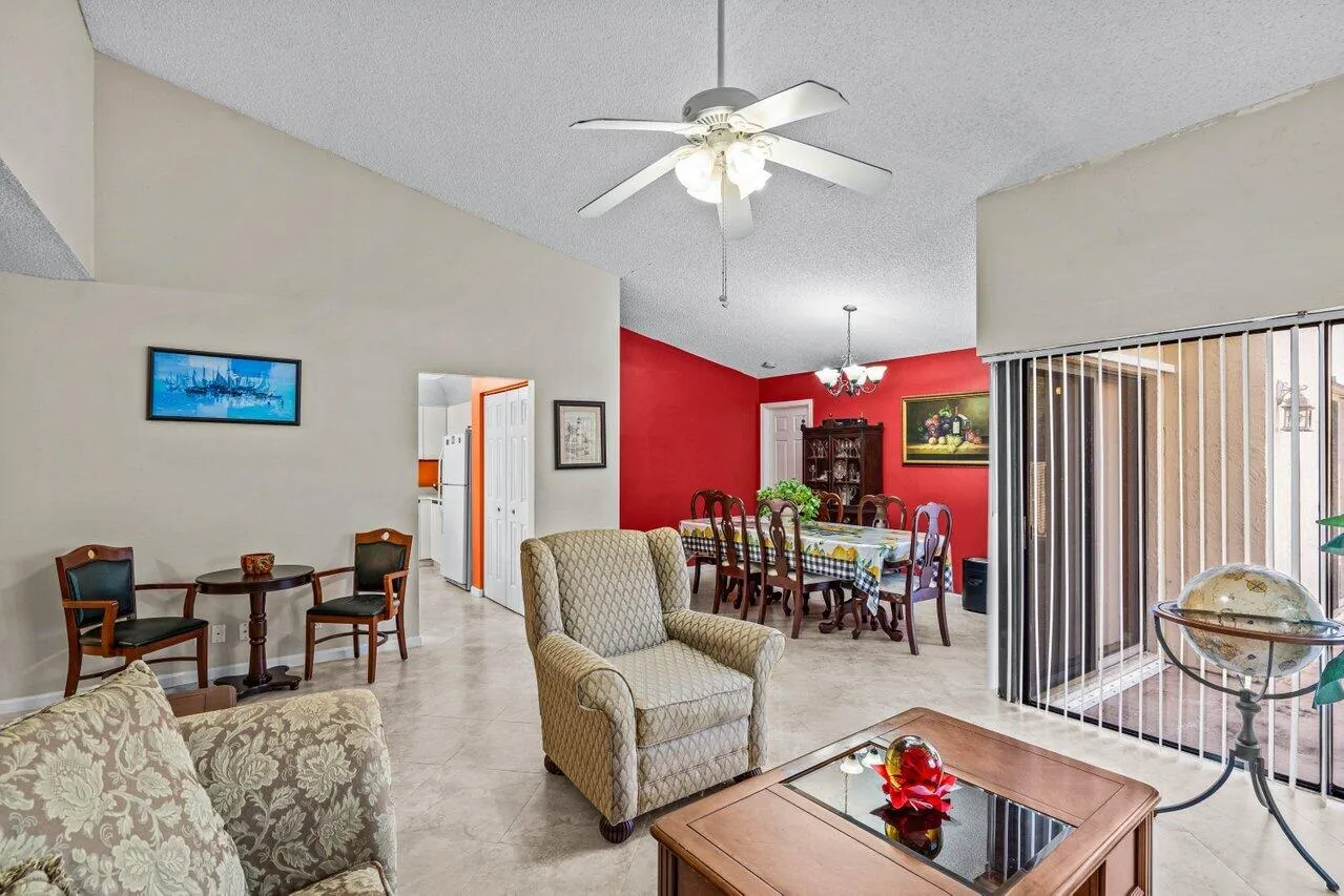 Living/Dining Room