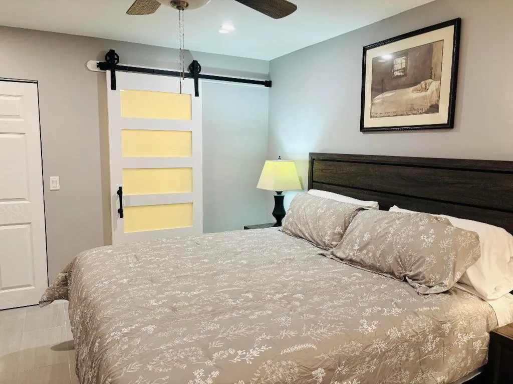 Master Bedroom 4