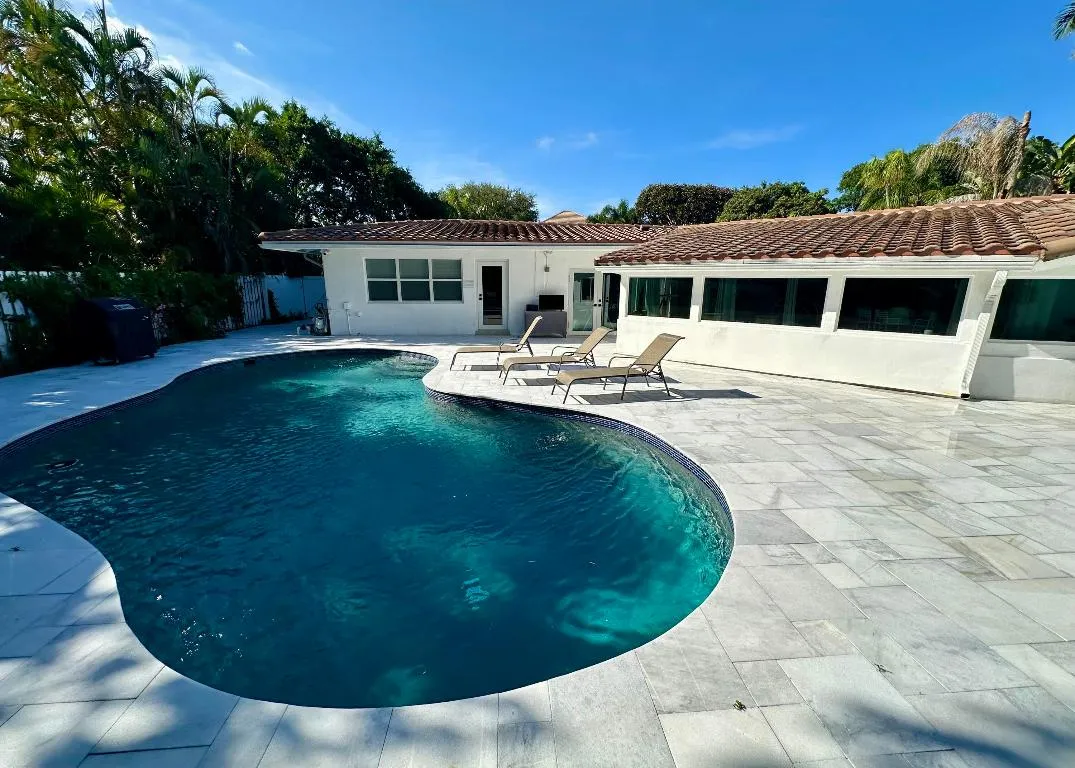 Pool/Back Patio