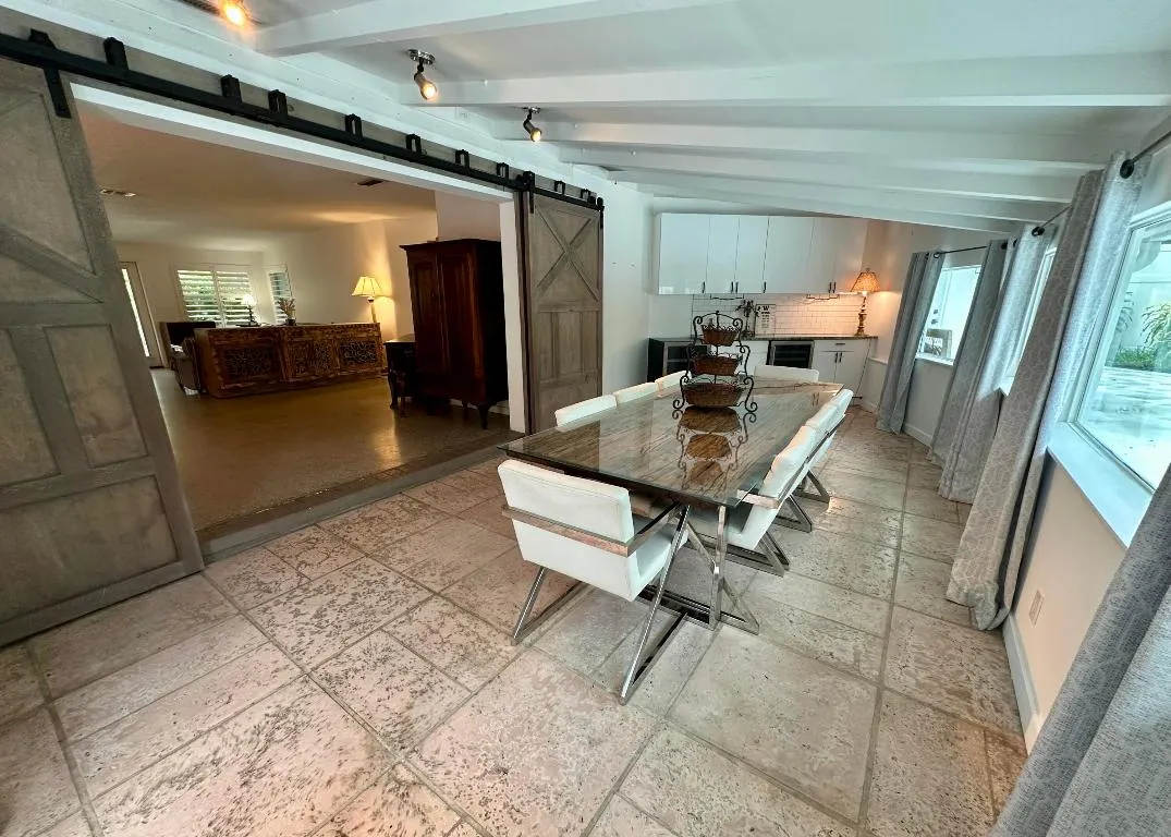 Sun Room / Dining