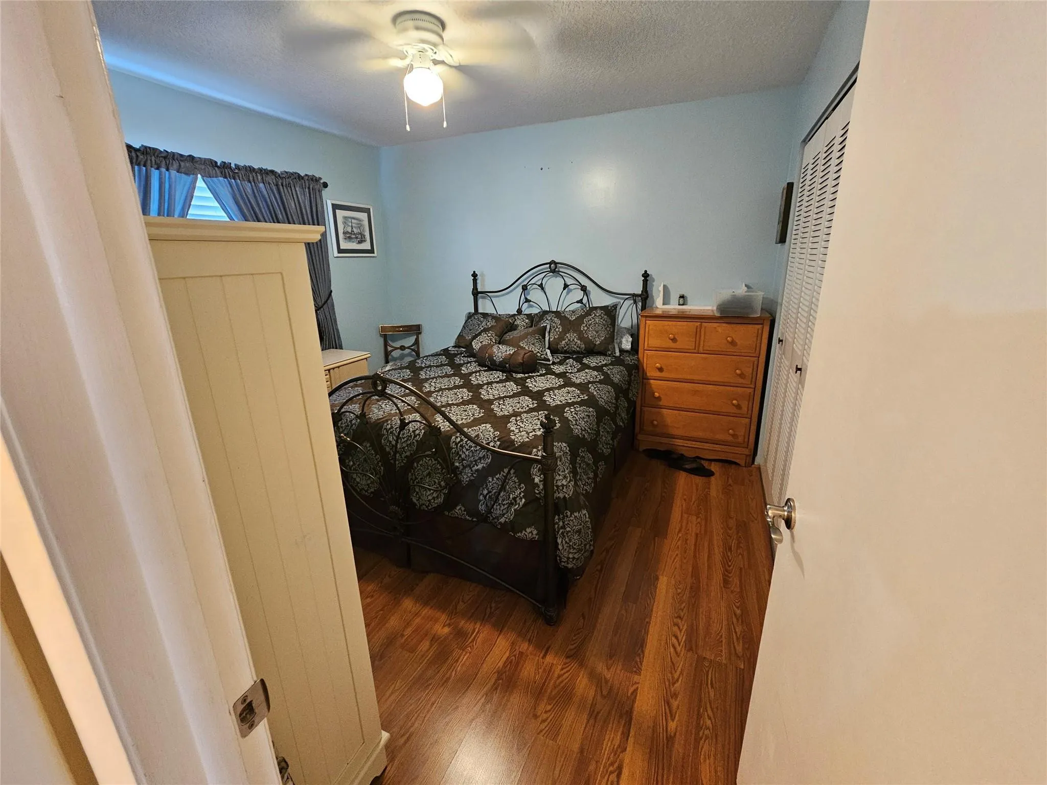Photo 11