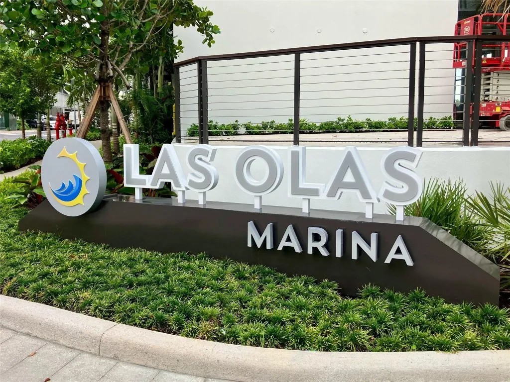 Las Olas Marina