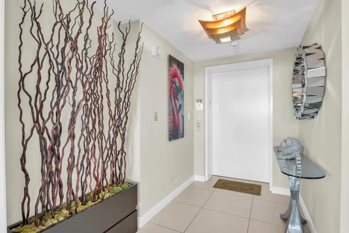 2110 N Ocean Blvd 7B Fort Lauderdale -23