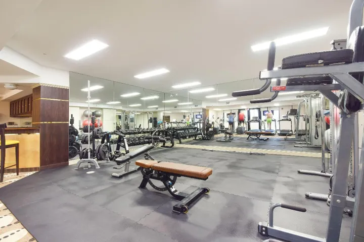 OneCityPlaza_20