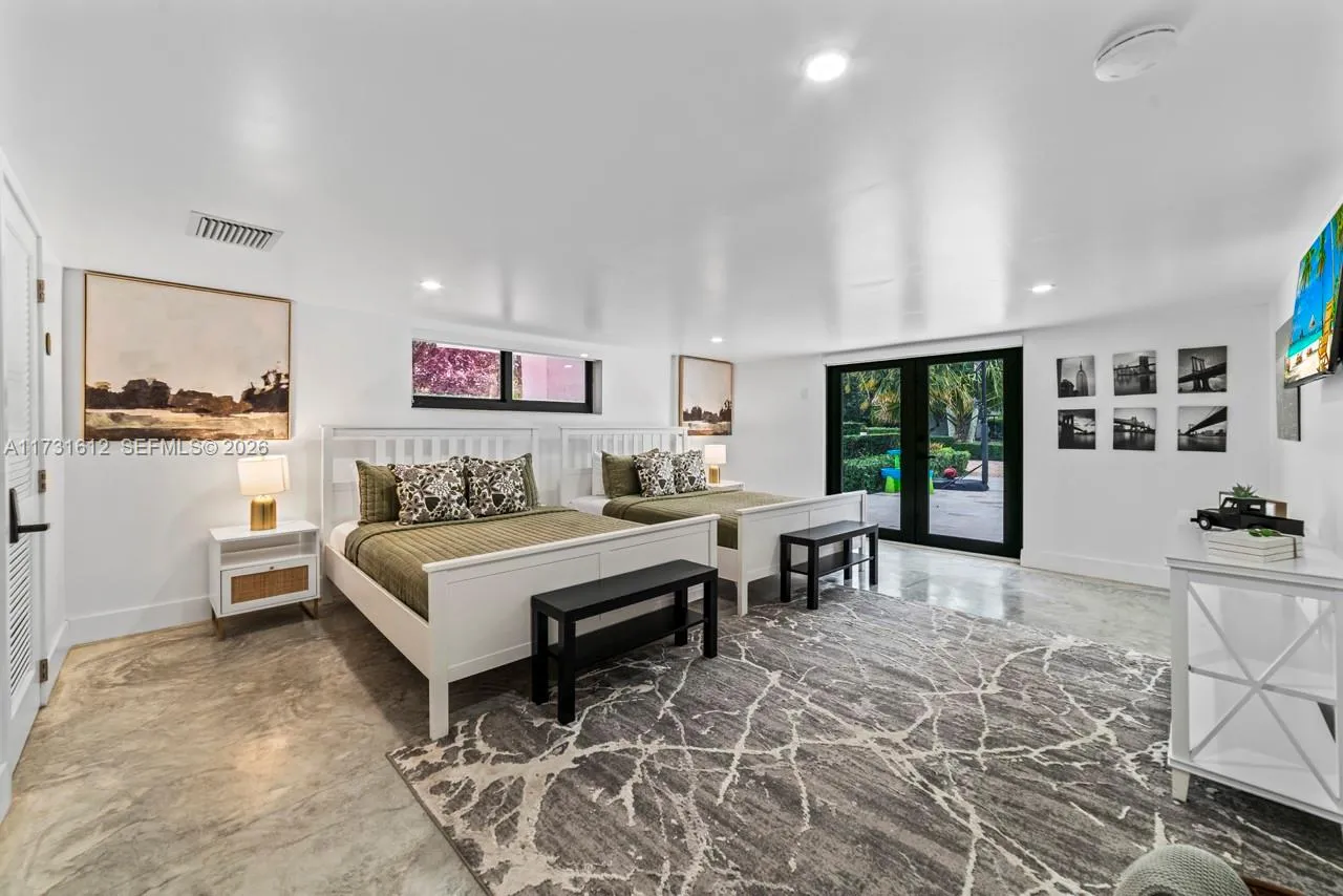 Property photo 64