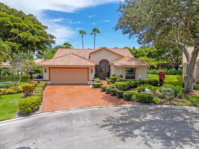 Exterior 4520 Catamaran Cir
