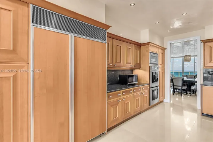 Appliances include Sub Zero refrigerator/freezer