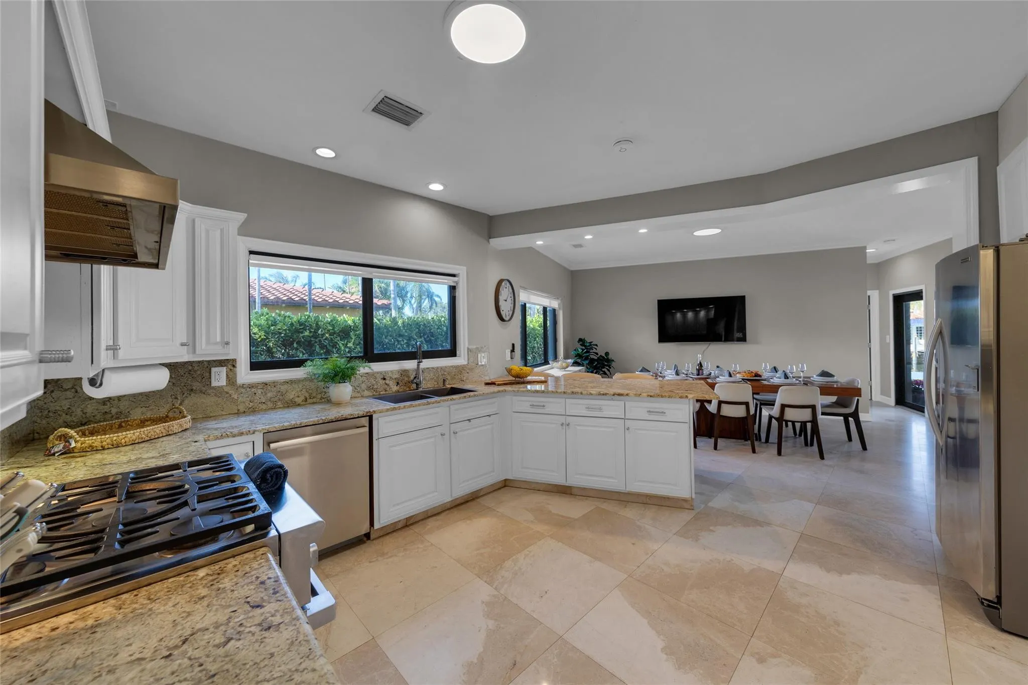 Beautiful chef's kitchen with stainless steel appliances