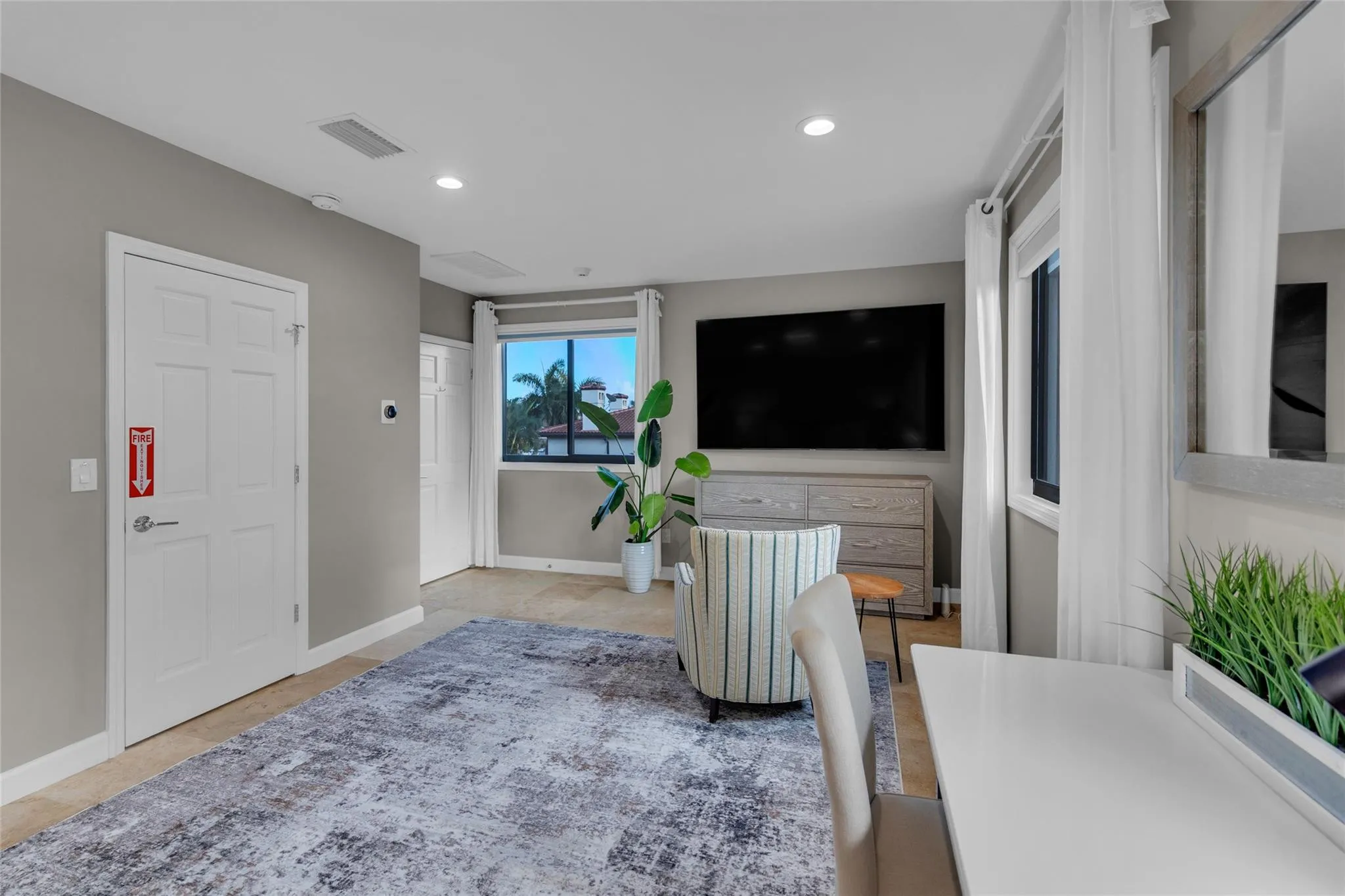 2nd Primary located on 3rd Floor (#2) with En Suite Bathroom, Desk & Sitting Area
