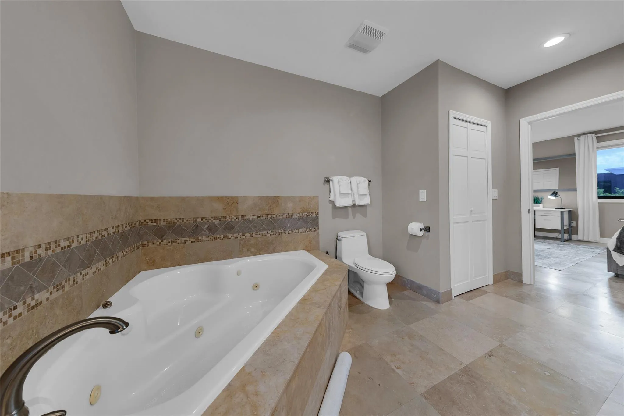#2 Bedroom En Suite Bathroom with Jacuzzi Tub & Separate Shower