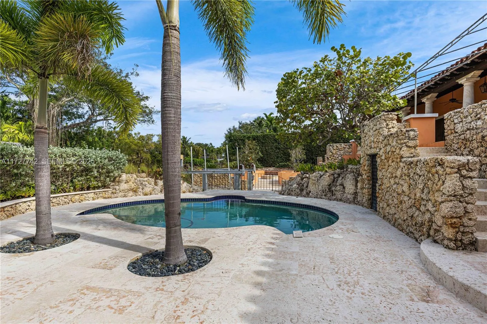 Property photo 40