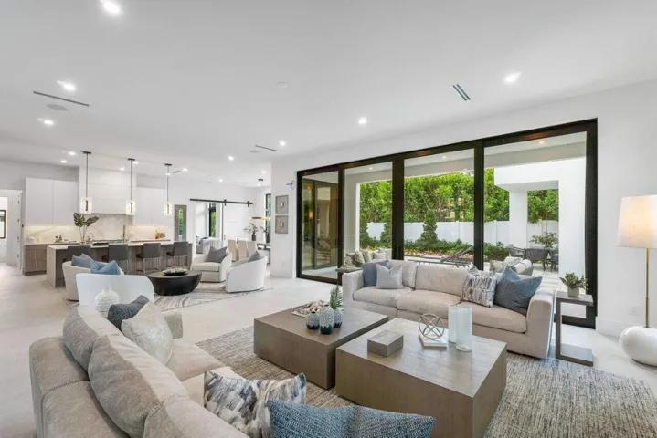 015-454Northeast6thStreet-DelrayBeach-FL