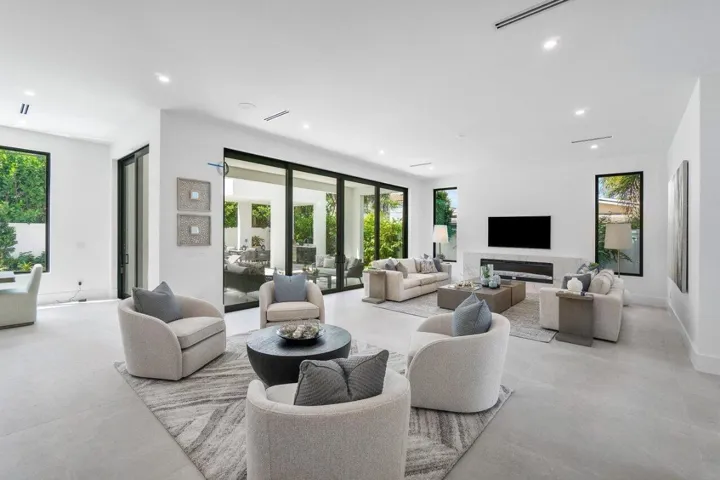 009-454Northeast6thStreet-DelrayBeach-FL