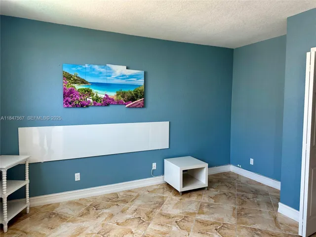 SECOND ROOM
