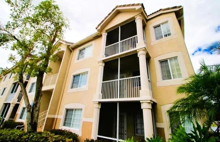 8935 OKEECHOBEE BLVD, APT 204 (6)