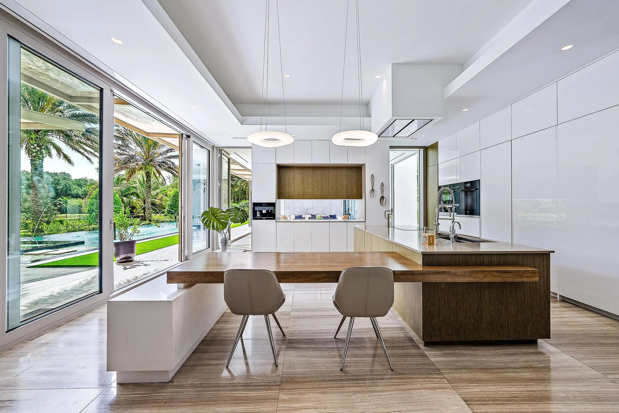 Large kitchen