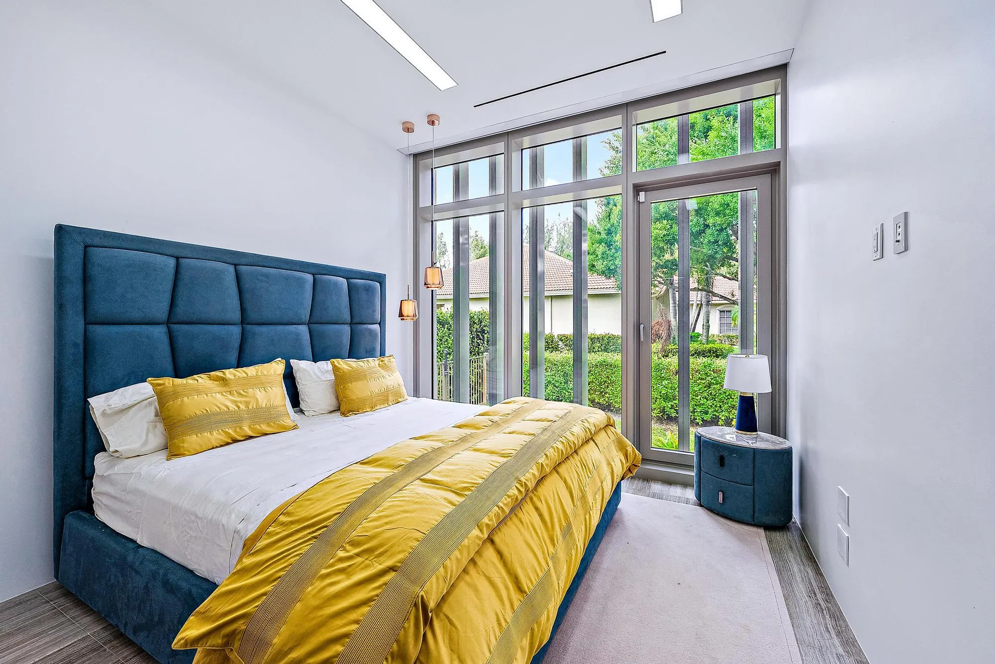 Guest bedroom