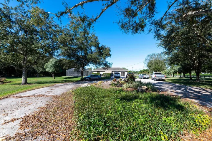 13528 6th Ct N Loxahatchee FL-large-018-