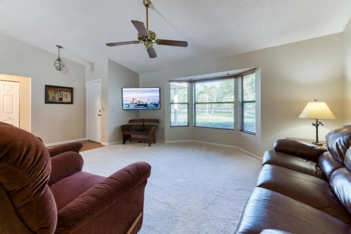 13528 6th Ct N Loxahatchee FL-large-025-