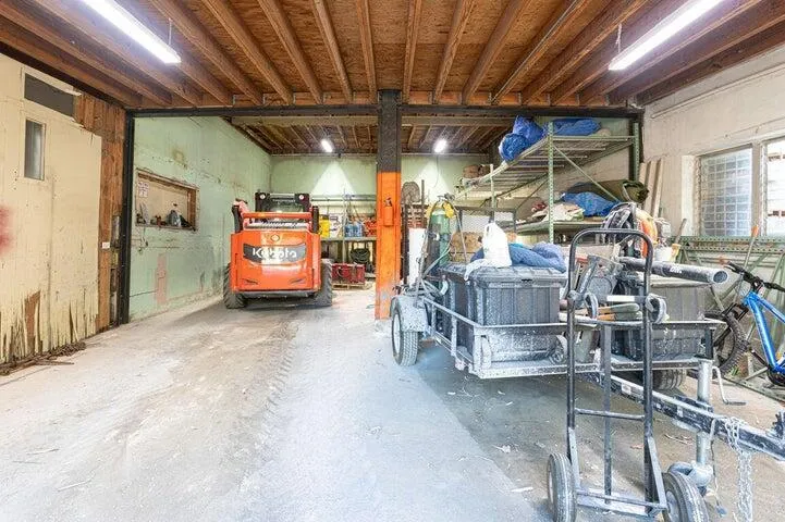 Property photo 17