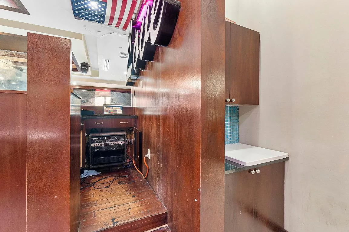 Property photo 44