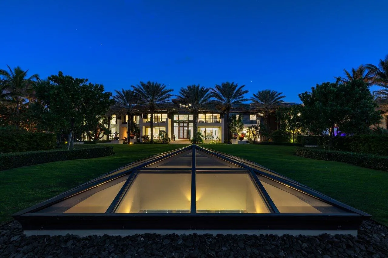 Stargazing Lawn/Pyramid Sky Light