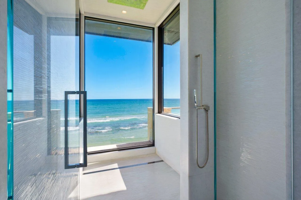 Grand Primary Ocean Rain Shower