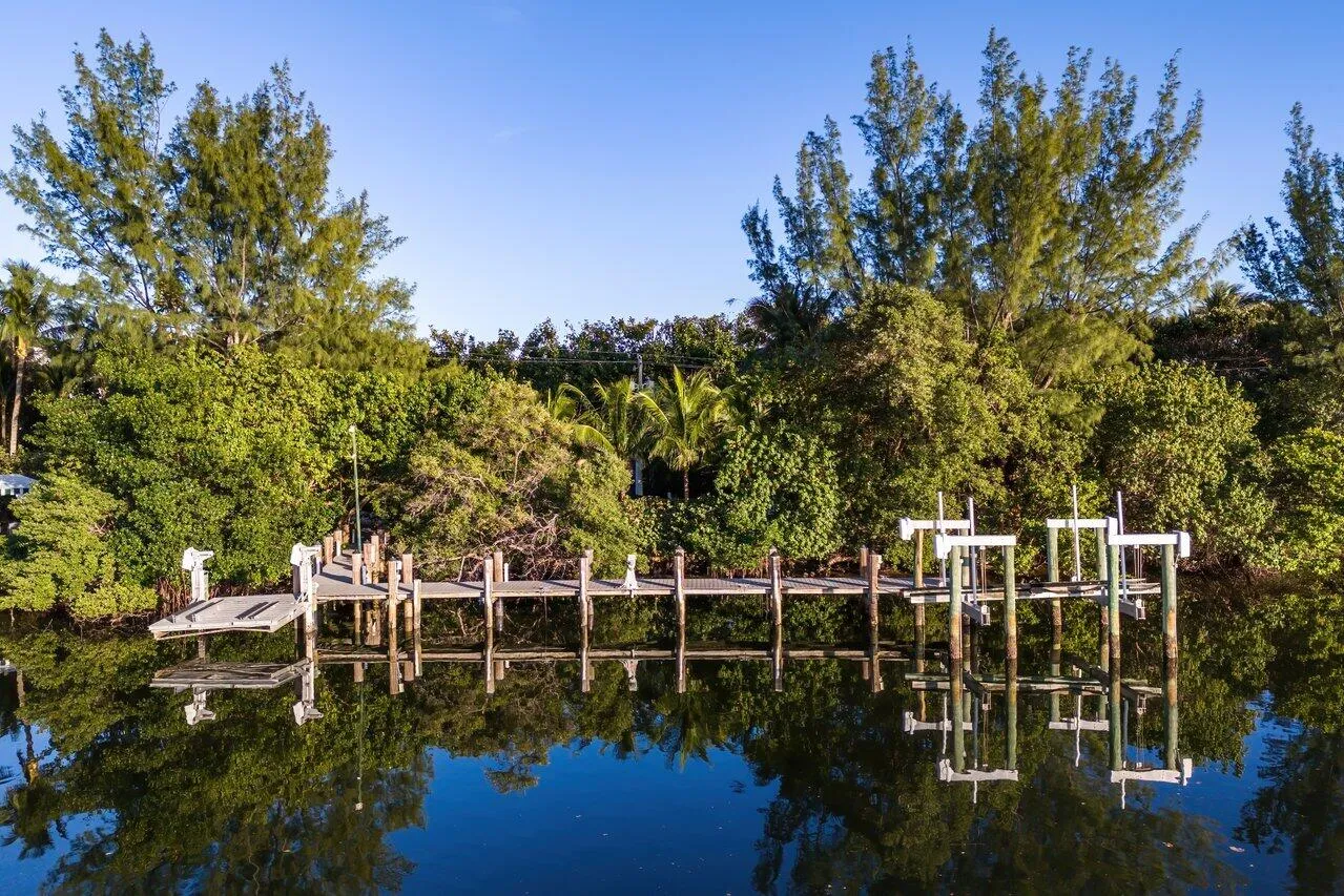 Dock